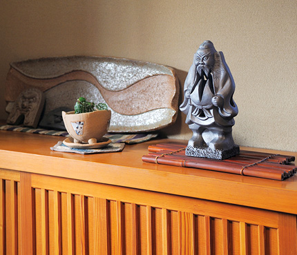 三州瓦製のお守り・置物